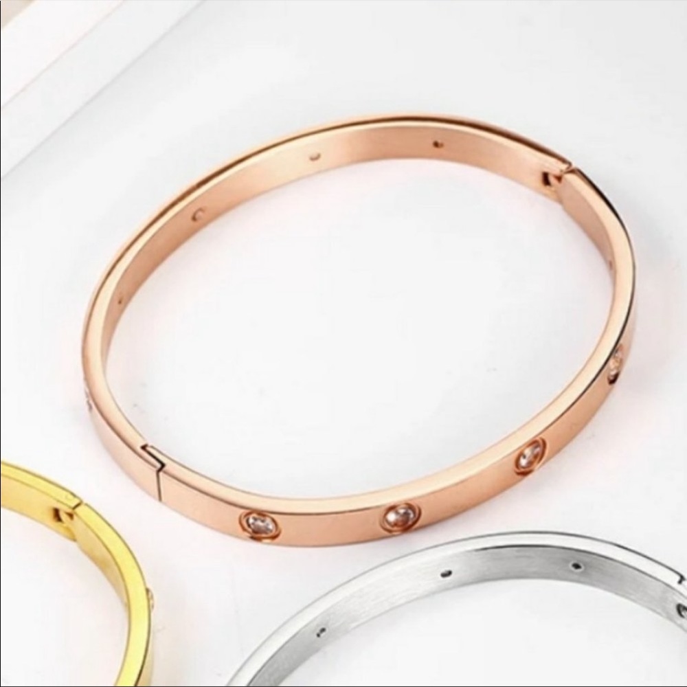 NEW 18K ROSE GOLD ROUND DIAMOND BANGLE BRACELET - Picture 6 of 6